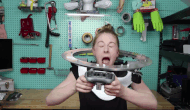 İcatların Kraliçesi Simone Giertz'den Aşırı Gereksiz İcat