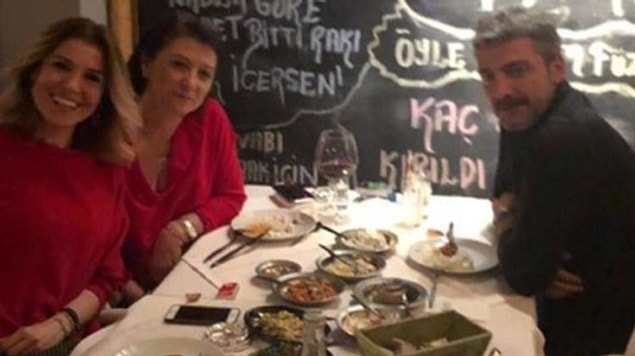 Geçtiğimiz günlerde, Gülben Ergen'in bu fotoğrafı gündeme bomba gibi düşmüş, karşısındaki beyefendinin yeni sevgilisi olduğu iddia edilmişti.