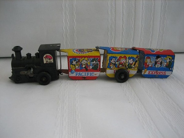 6. Takatoku Western Express 1967 и советский веселый поезд "Цирк" 70-х, 80-х годов