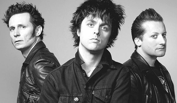 7. Группа "Green day" и песня "Wake me up when September ends"