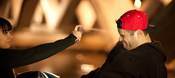 4. Не используйте средства индивидуальной защиты или оружие