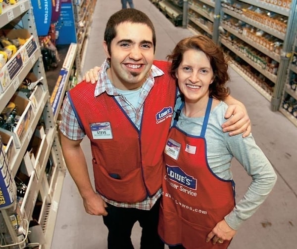 1. В 1985 году Кристин Таллади отдала сына в приемную семью, потому что не была готова стать матерью-одиночкой.