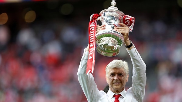 7 kez FA Cup ve 6 kez de FA Community Shield'ı kazanan Wenger,