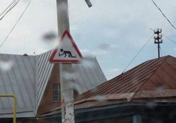 3. В России такой знак - настоящий must have 🤪