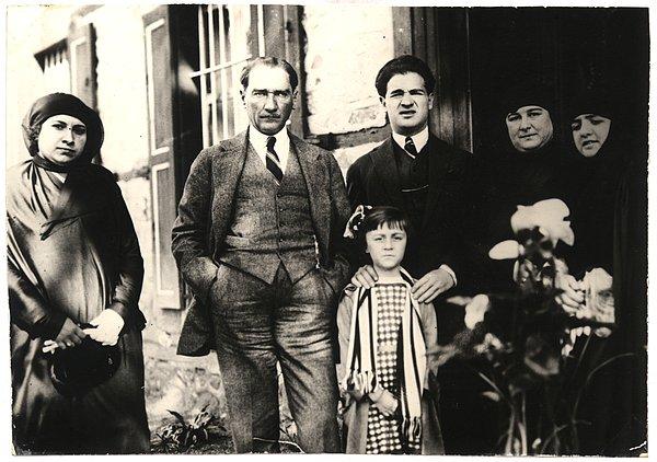 Atatürk, çocukların riyakârlık bilmeden bütün istek ve arzularını içlerinden geldiği gibi açıklamalarından çok hoşlanırdı.