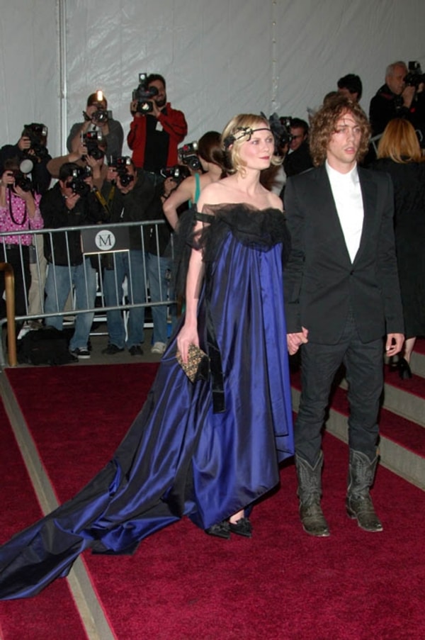 5. Кирстен Данст в платье Louis Vuitton, 2007 год.