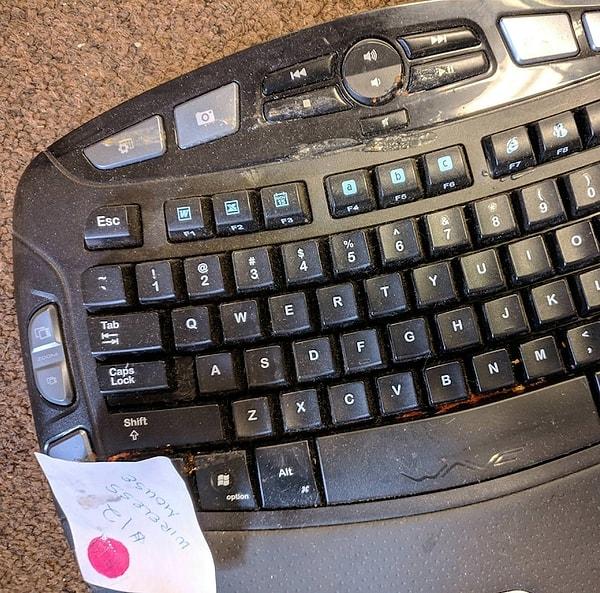 3. Az kullanılmış, temiz klavye.