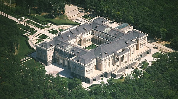 Бонус: дача Путина