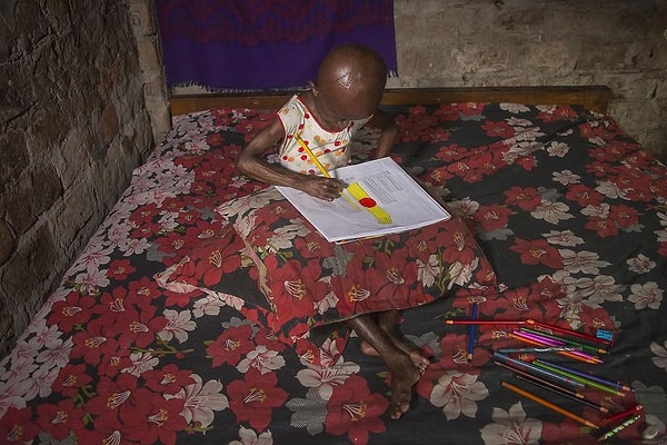 3. Ей нравится рисовать и у нее получается все лучше и лучше