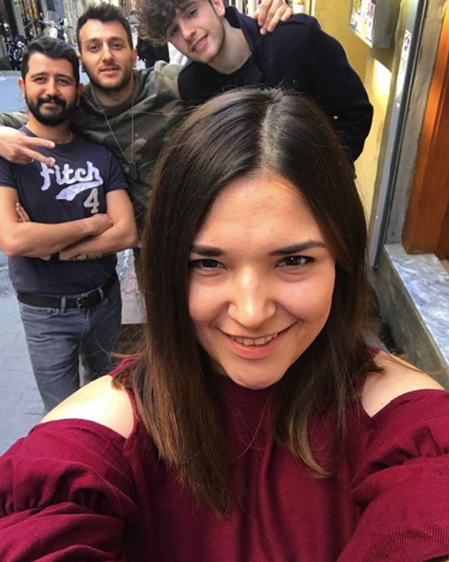Biz onu her ne kadar şu sıralar tanıyor olsak da, onun YouTube geçmişi epey eskiye dayanıyor!