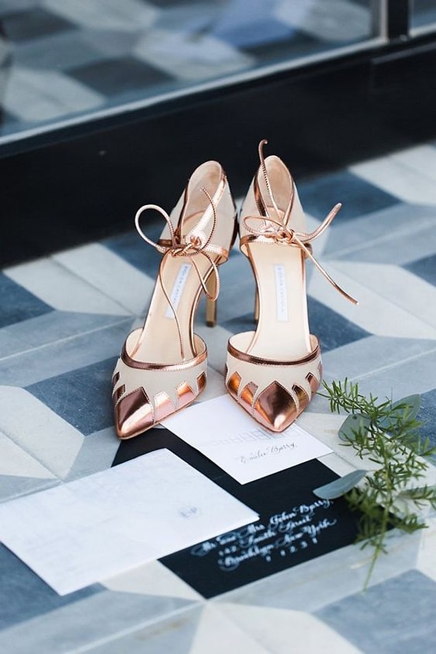 33. Bu sene bronz tonlar da moda.