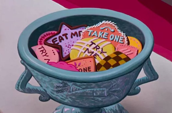 6. А конфеты, конечно же, из мультика...