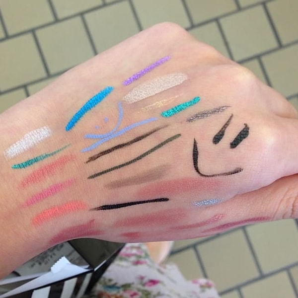 9. Пробуйте средства прежде, чем купить, если вы склонны выбрасывать то, что вам не нравится