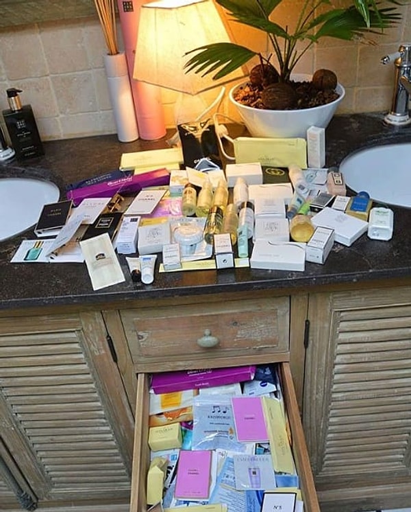 13. Берите свои средства гигиены в поездку, чтобы не пользоваться косметикой, которую предоставляет отель