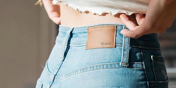 22. А джинсы ваши постоянно рвутся в промежности или на попе