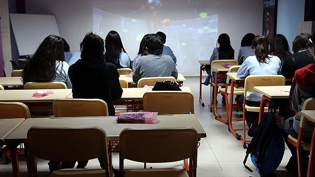 "İyi okulu olan bütün mahalle muhtarları sıkıntıda"