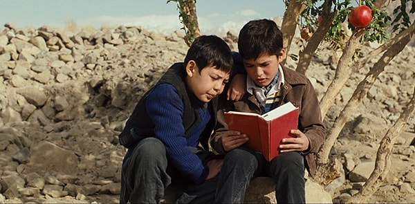 6. "В Афганистане много детей, но мало детства"