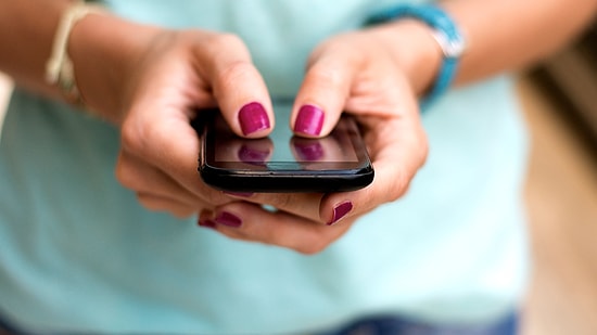 Konya'da Öğrencisine Çıplak Fotoğraflarını Gönderen Öğretmen Boşandığı Eşine 20 Bin TL Tazminat Ödeyecek