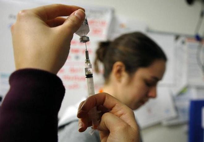 Aşının Zorunlu Olması İçin Kanun Talebi: 'Salgın Alarmları Başladı'