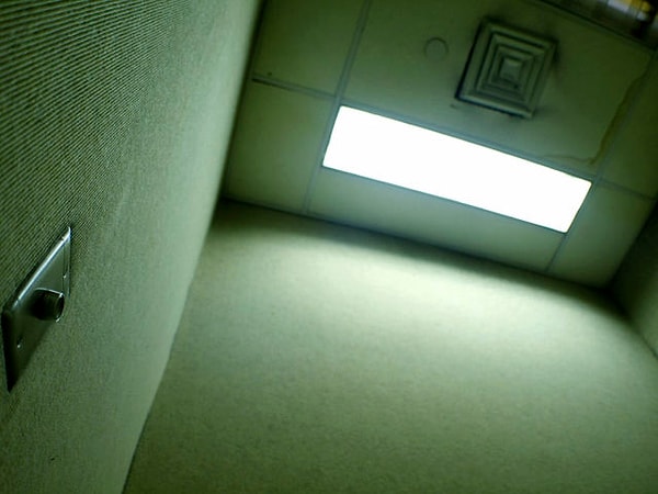 4. Действие какой из этих книг происходит в психиатрической больнице?