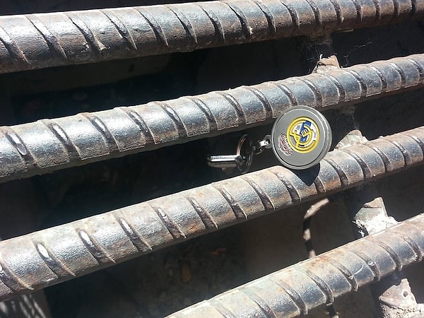 2. В такие моменты лучше даже не дышать, не то что делать фотографии