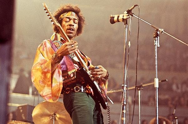1. Jimi Hendrix, Şarkıcı