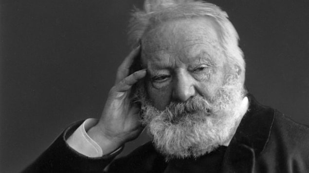 8. Victor Hugo, Yazar