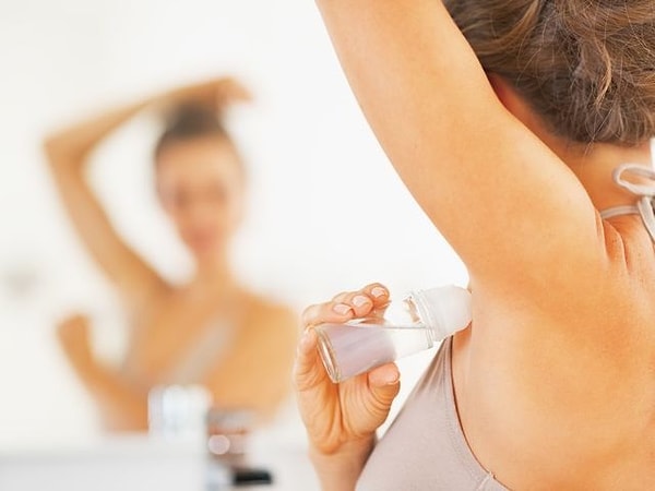 4. Как часто вы пользуетесь дезодорантом?