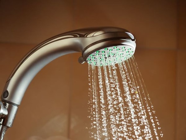 6. Выберите аксессуар для душа: