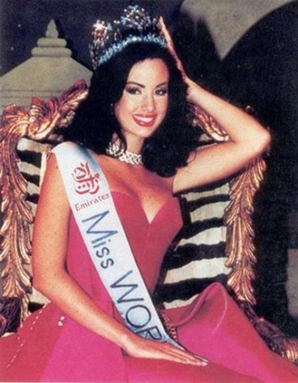 23. Jacqueline Aguilera (1995) - Venezuela