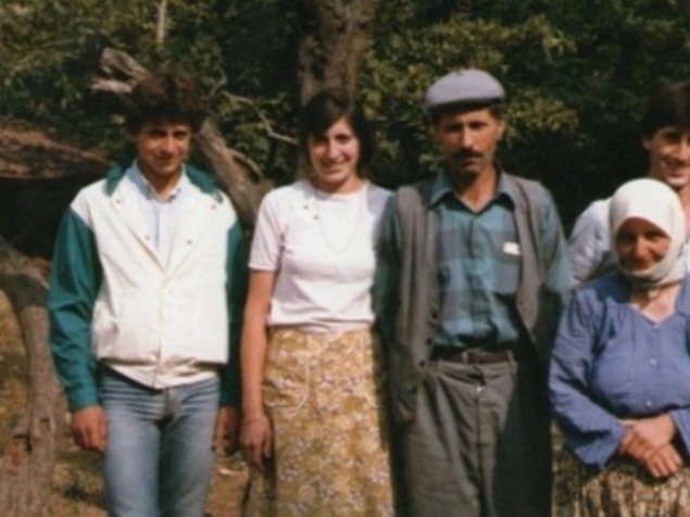 Muharrem İnce, 4 Mayıs 1964 yılında Yalova’nın Elmalık köyünde dünyaya geldi. Evet, adının açıklandığı gün 54. yaş günüydü.