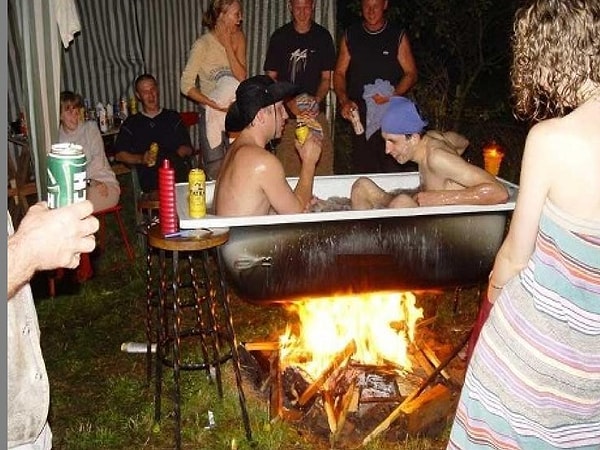 4. Кому нужны эти ваши гидромассажные ванны?