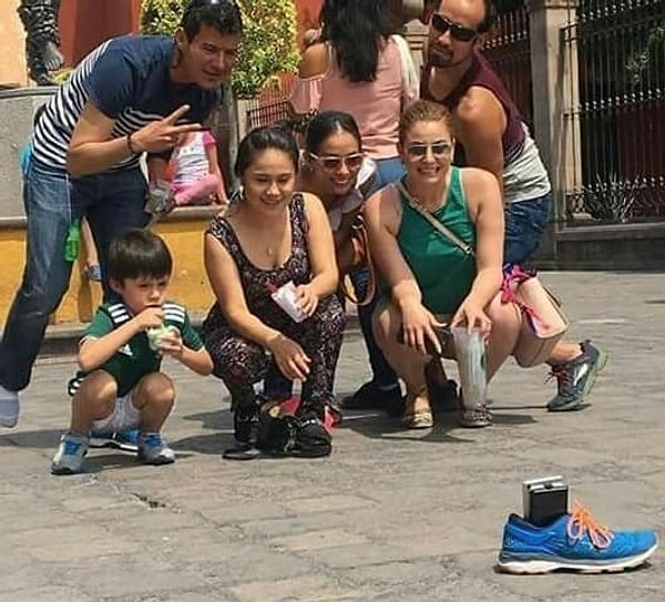 10. Оставьте свои селфи-палки себе - мы и так справляемся!