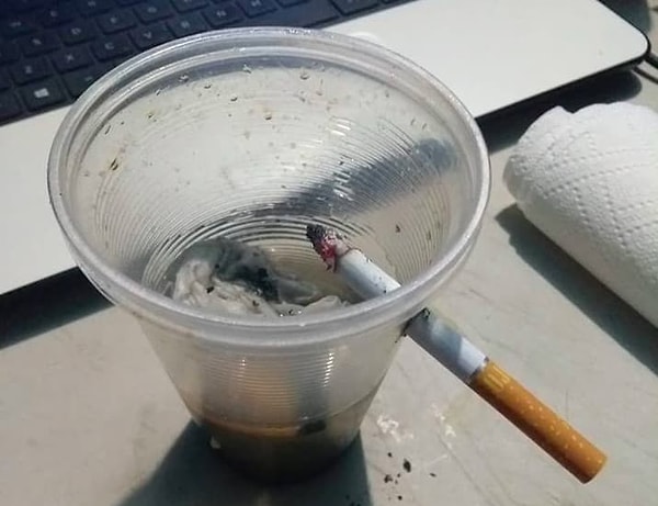 13. Хоть кто-нибудь вообще тратит деньги на пепельницы, когда решение проблемы настолько просто?!