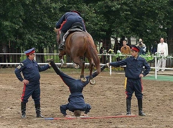 25. Угадай страну по фотографии