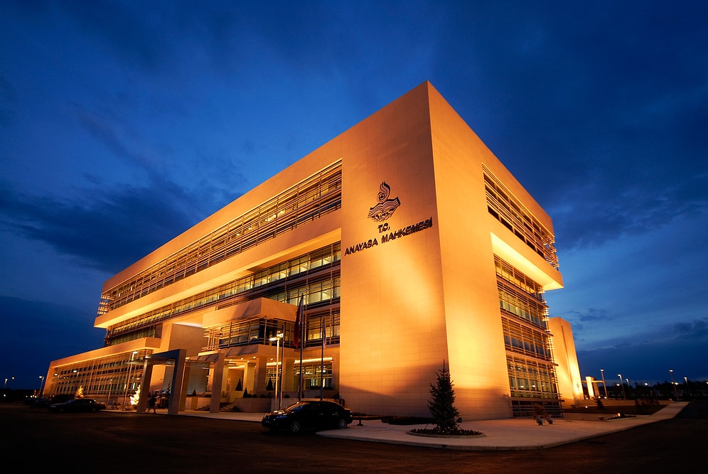 Anayasa Mahkemesi'nden Selahattin Demirtaş ve Eren Erdem İçin Hak İhlali Kararı