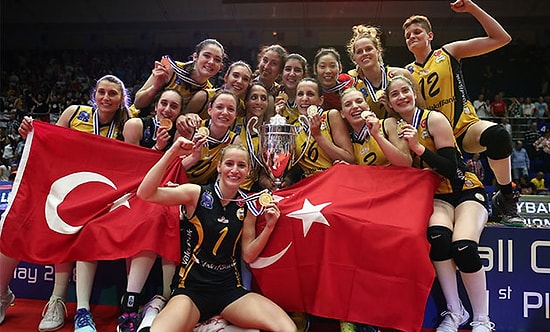 Dördüncü Kez Şampiyon! Adını Avrupa'nın Zirvesine Yazdıran VakıfBank, Sosyal Medyanın Gündeminde