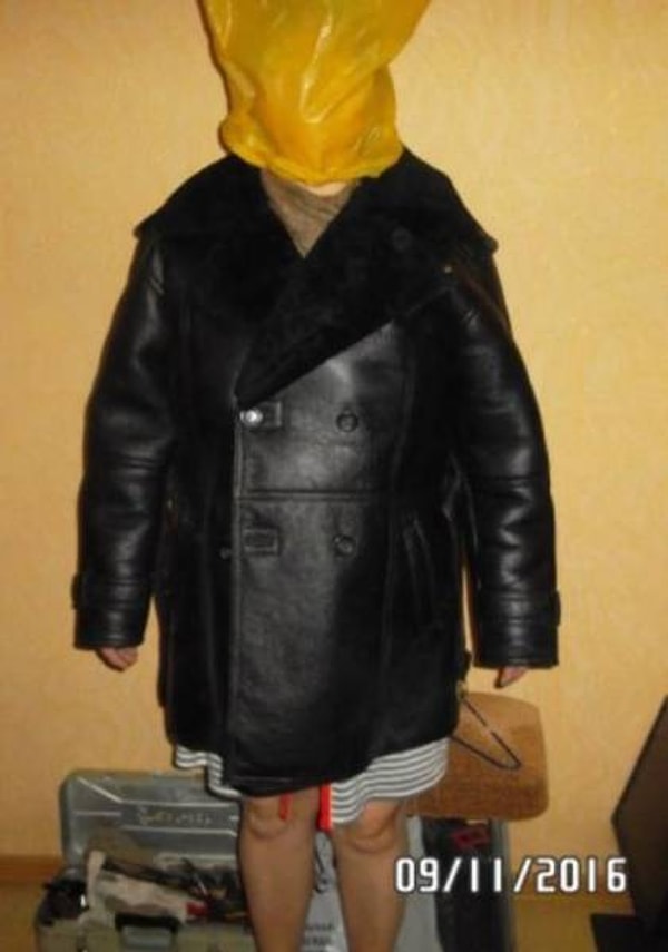 7. А также нечто с пакетом на голове: