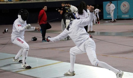 Eskrim Milli Takımı’nda Cinsel Taciz Skandalı: 'Antrenörümüz 3 Yıldır Her Fırsat Bulduğunda Dokunuyordu, Öpüyordu'