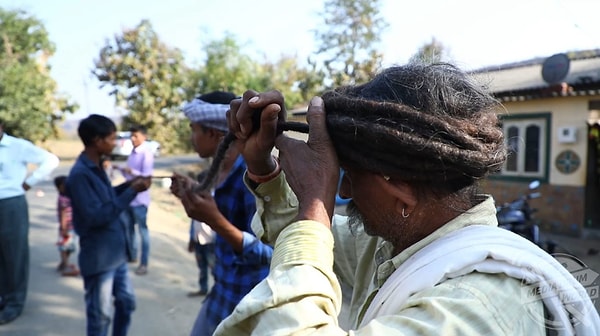 8. Несмотря на то, что рекорд практически в кармане у Савджибхая, он не стремится зафиксировать длину волос официально.
