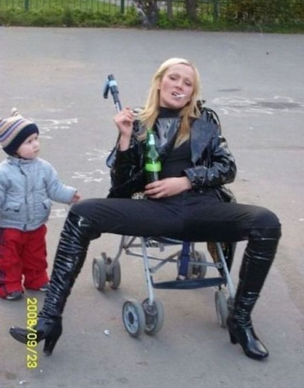 8. На лице ребенка написано все, что он думает о такой маме