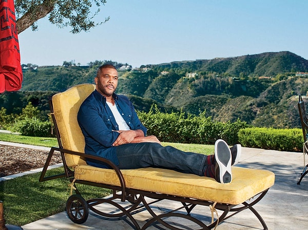 6. Тайлер Перри - 196 см