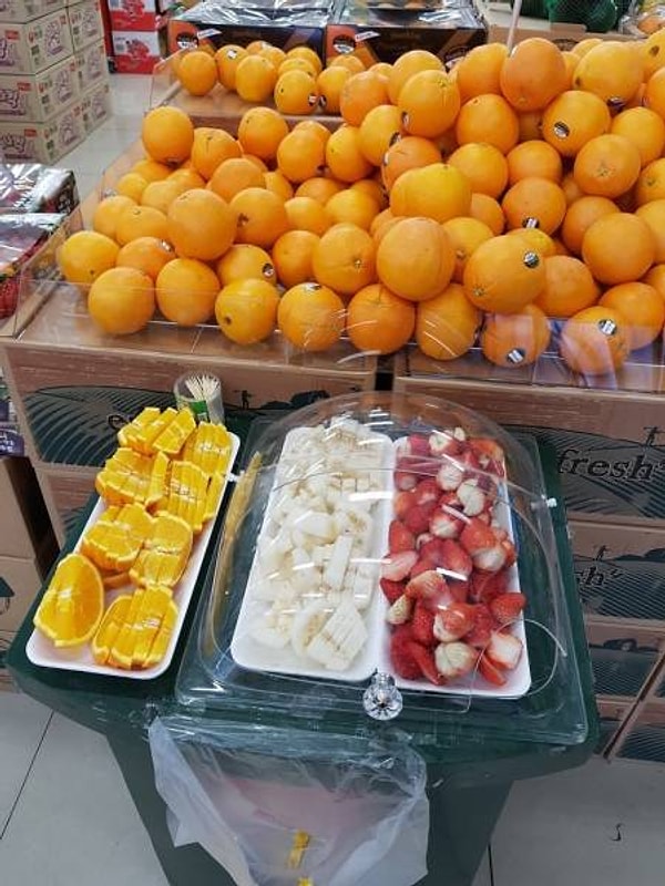 3. В супермаркетах можно и даже нужно пробовать продукты