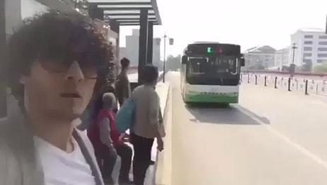Çin'de Otobüse Binen İnsanları Troll'leyen Adanalı Genç
