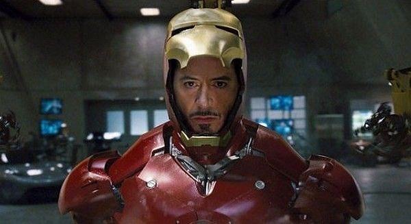 Gizmodo'nun aktardığı bilgiye göre  Iron Man’ın kostümünü gerçek hayata uyarlamak ve kullanılan silahların gerçeğiyle donatmanın maliyeti 100 milyon dolardan fazla.