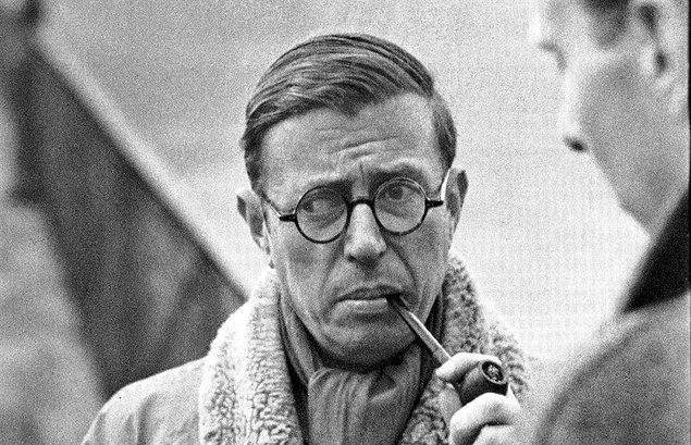 9. Varoluşçuluk akımının ana figürü olan Jean-Paul Sartre, annesine karşı ensest duygular beslediğini söylemiştir.