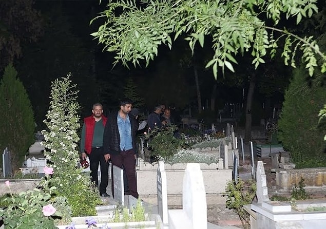 Mezarlıkta ağlayan kızın kim olduğunun ortaya çıkmasının ardından olay kapanmadı.