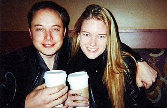Milyarder iş insanı, 2000-2008 yılları arasında Justine Musk ile evliydi.