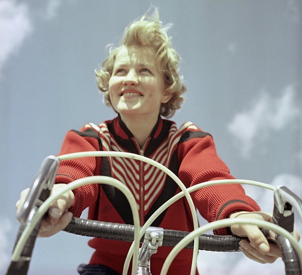 3. Эта спортсменка вывела СССР на лидирующие позиции в своем виде спорта.