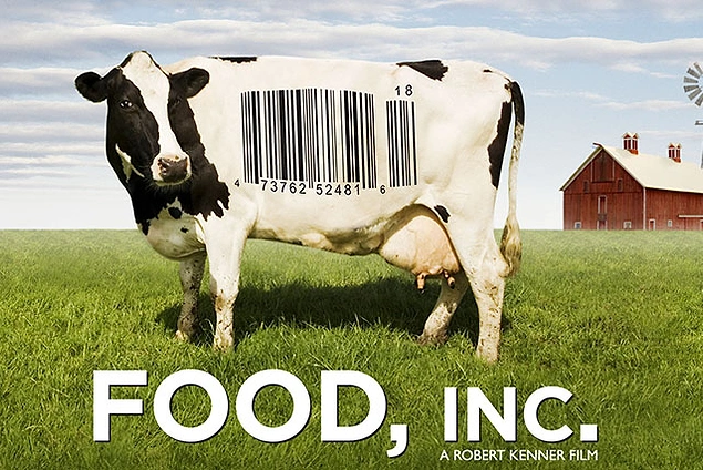 İzledikten sonra gidip organik market kapısı yalayacağınız bir belgesel: Food, Inc. Tabağımıza koyduğumuz yemek nerden geliyor, paketlenmek ve o paketin içinde kalabilmek için neler yaşıyor, 'doğal' dediğimiz birçok ürün aslında nasıl bir çöpten ibaret, hayvanlar insanlıktan neler geçiyor ve gıda işçileri ne gibi şartlarda yaşıyor... Hatta belki biraz fazla panikleyebilirsiniz.